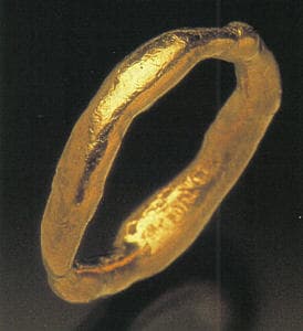 Is There a Jewelry Avant-garde?