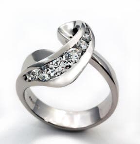 950 Palladium: Gemstone Setting